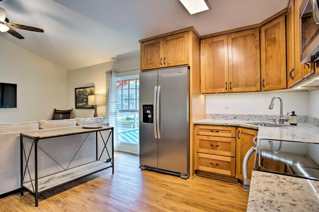 Newly Remodeled Apartment On Main Street In Saluda Exterior photo